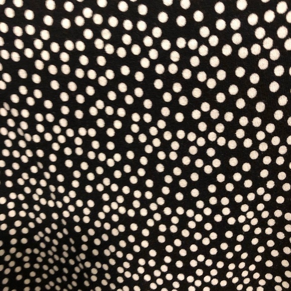 Lane Bryant high/low tunic. 2X (18-20) 3/4 sleeves. Rounded bottom. - Picture 5 of 9